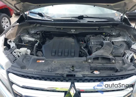 2018 Mitsubishi Eclipse Cross Se/Sel z USA, uszkodzony, nr VIN JA4AT5AA7JZ070666